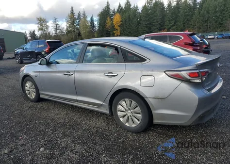 2016 Hyundai Sonata Hybrid из США, поврежденный, VIN KMHE24L18GA012411